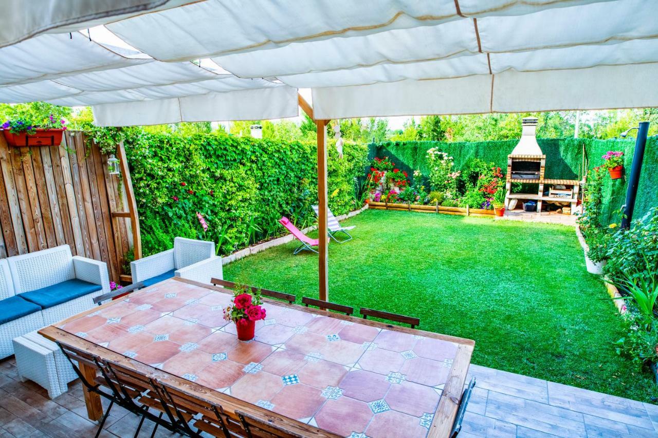 Vila Casarosaenea Olite Exteriér fotografie